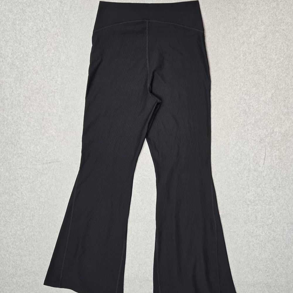 Old Navy Women Activewear Pants M Black Nylon Spandex Flared POWERSOFT Extra